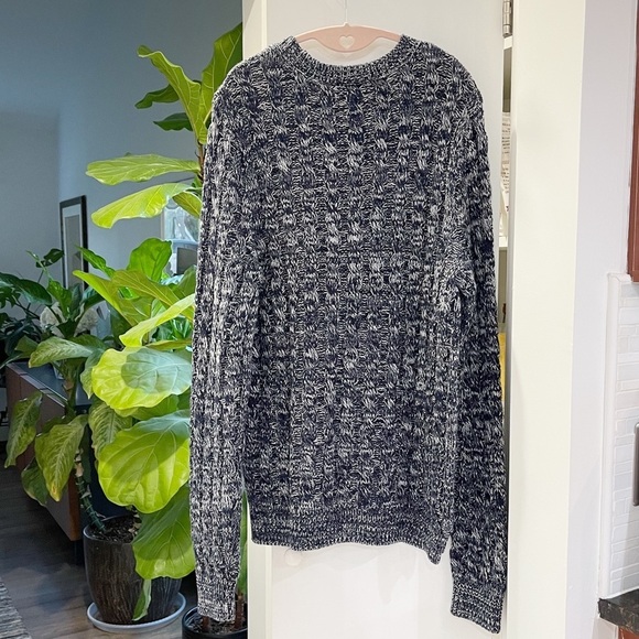 Express Marbled Chunky Oversized Long Sleeve Pullover Sweater - Picture 3 of 11